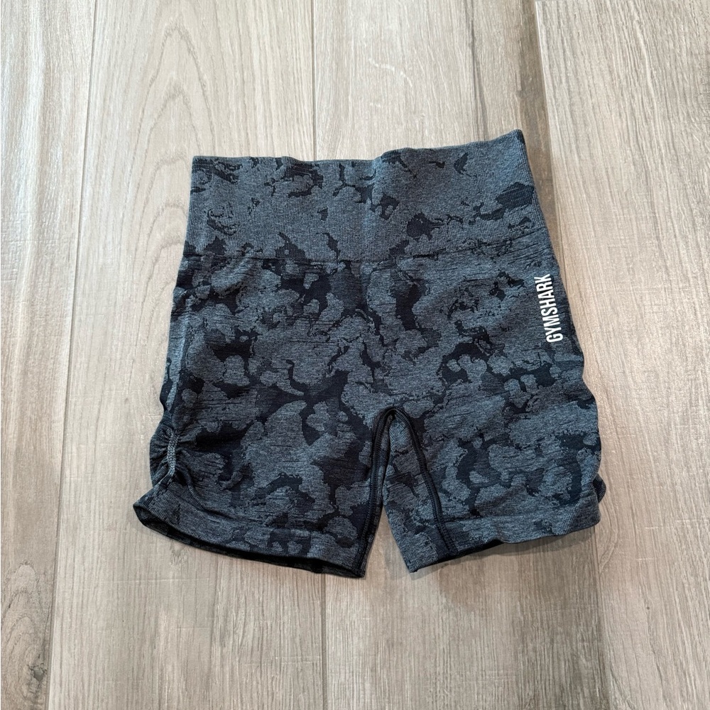 Gymshark adapt animal shorts size medium